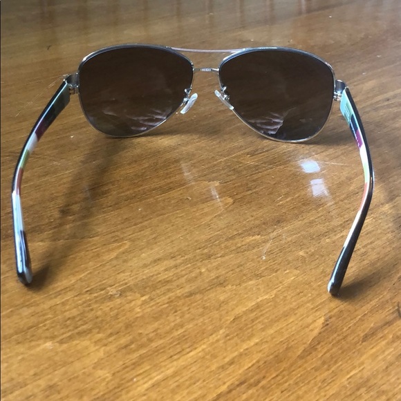 Coach Sunglasses Polarized - Picture 3 of 5